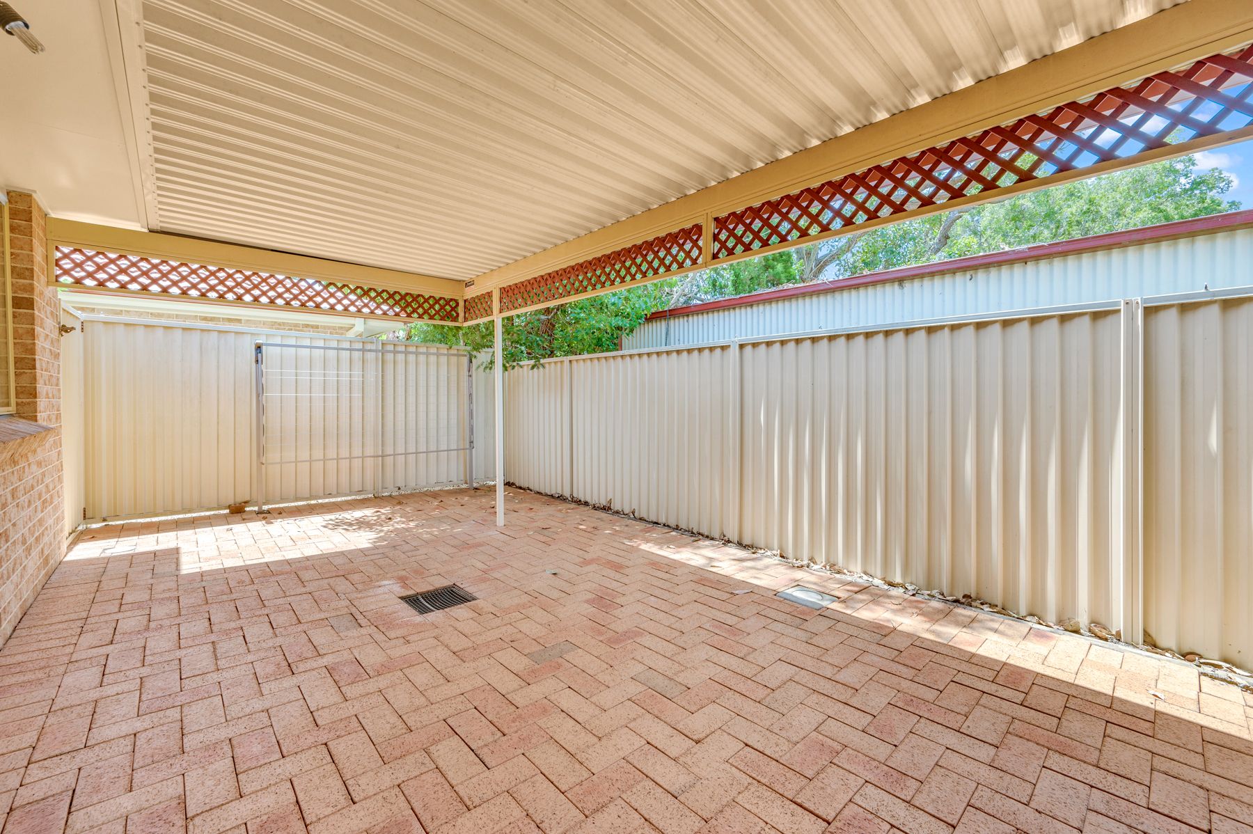 One Agency Eastlakes Real Estate For Sale 4/26 Charles Street