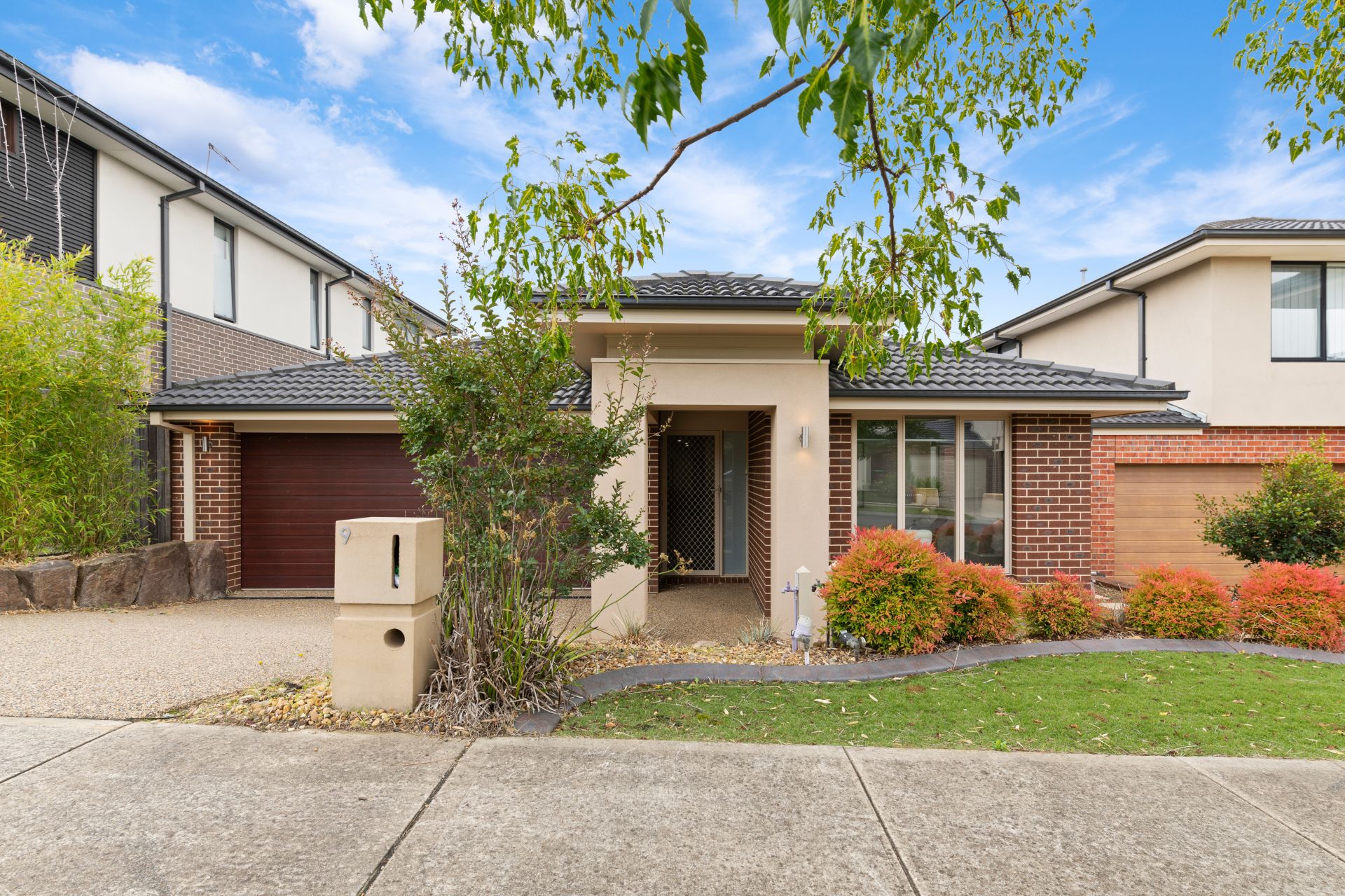 9 Wheelwright Street, Clyde North OBrien Real Estate