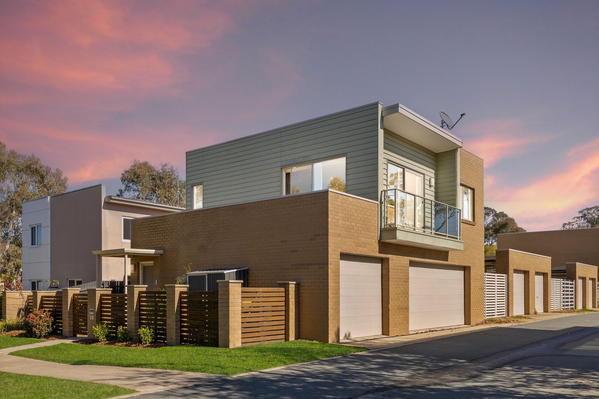 Real Estate For Lease 39 David Walsh Avenue Forde , ACT