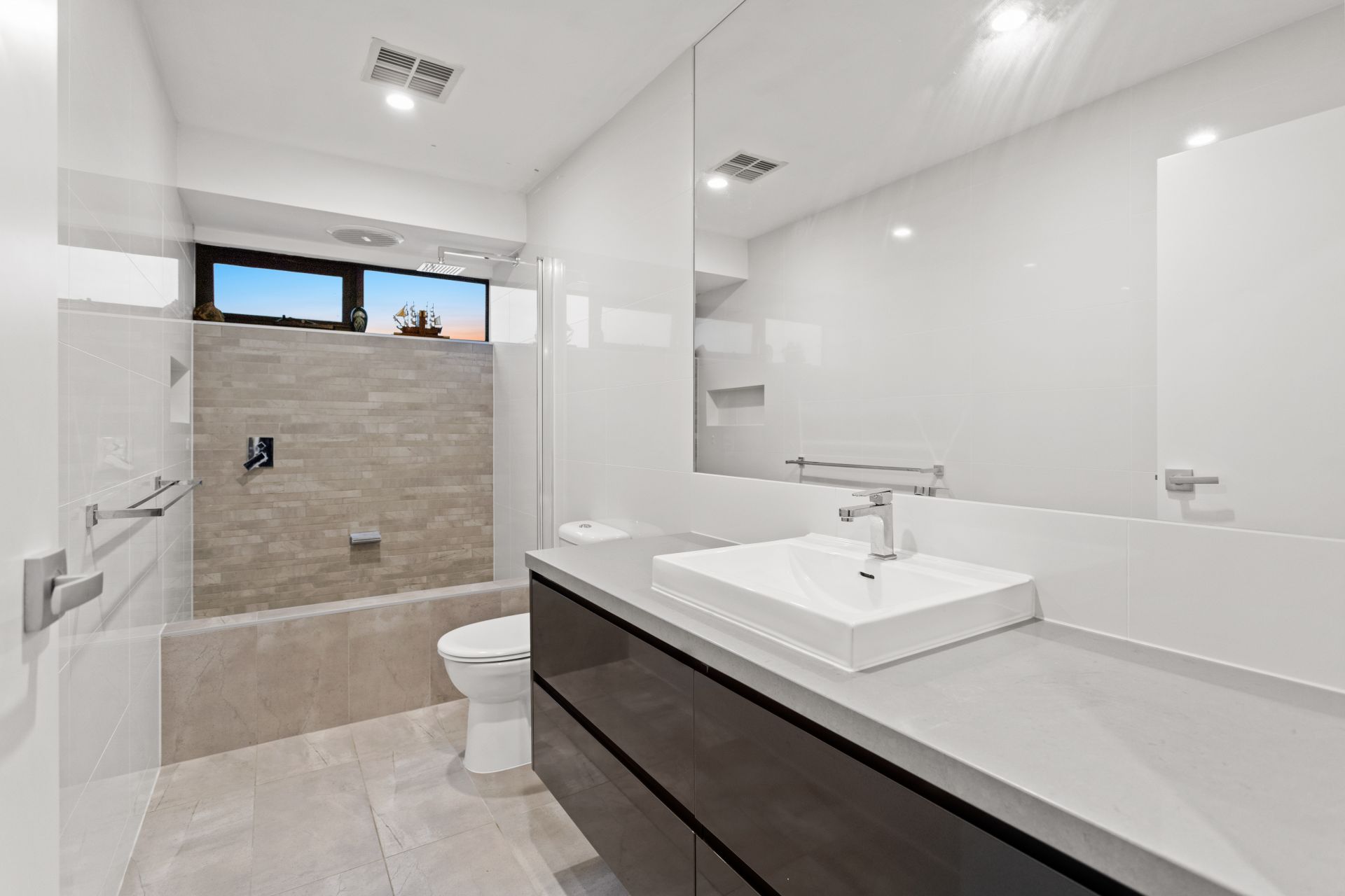 2/6 Blantyre Avenue, Chelsea OBrien Real Estate