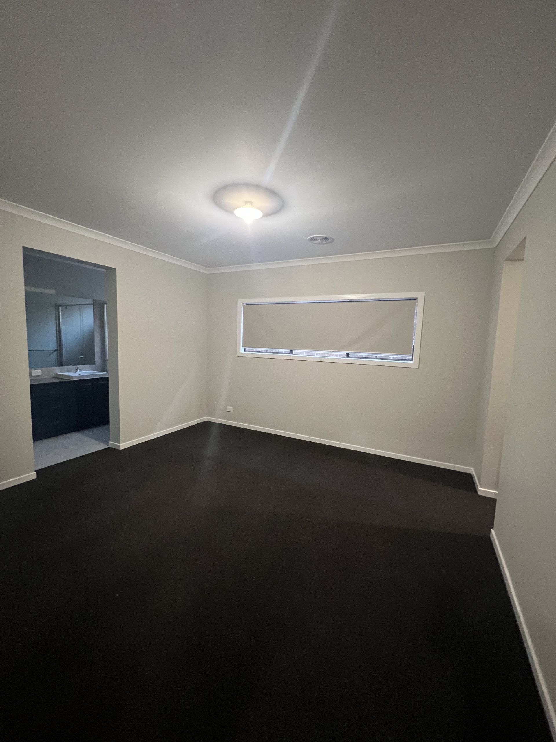 35 Hodgson Avenue, TARNEIT Sweeney Estate Agents
