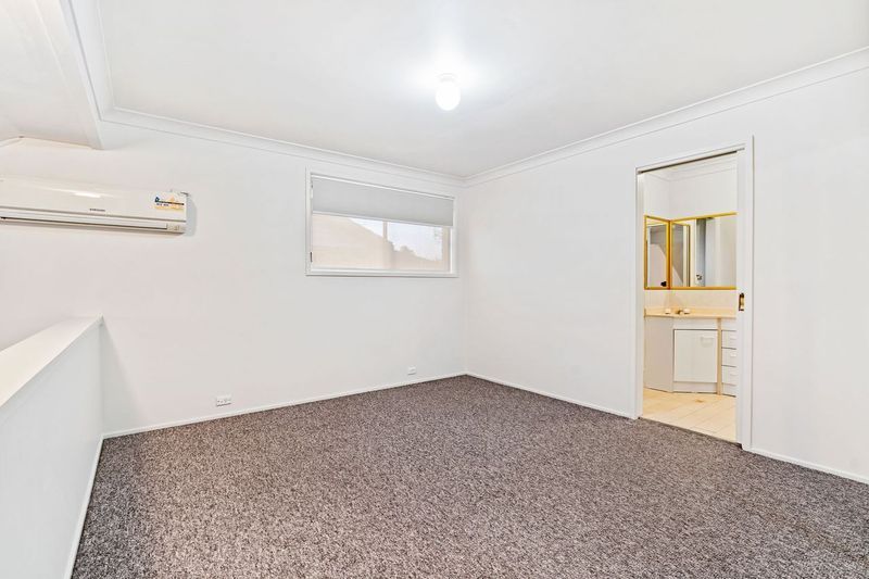 Real Estate For Lease 10/8183 Oxford Road Ingleburn , NSW