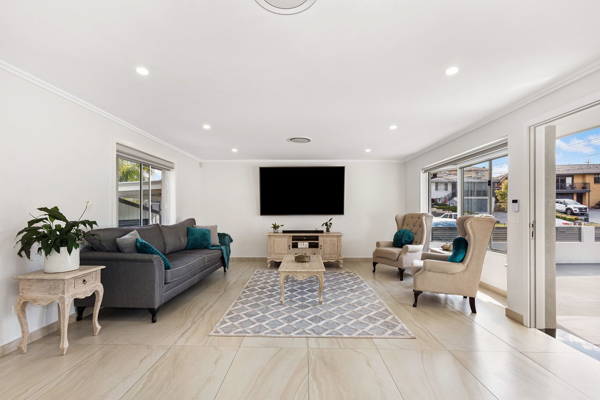 Real Estate For Sale 41 Kurrajong Avenue Hall , NSW