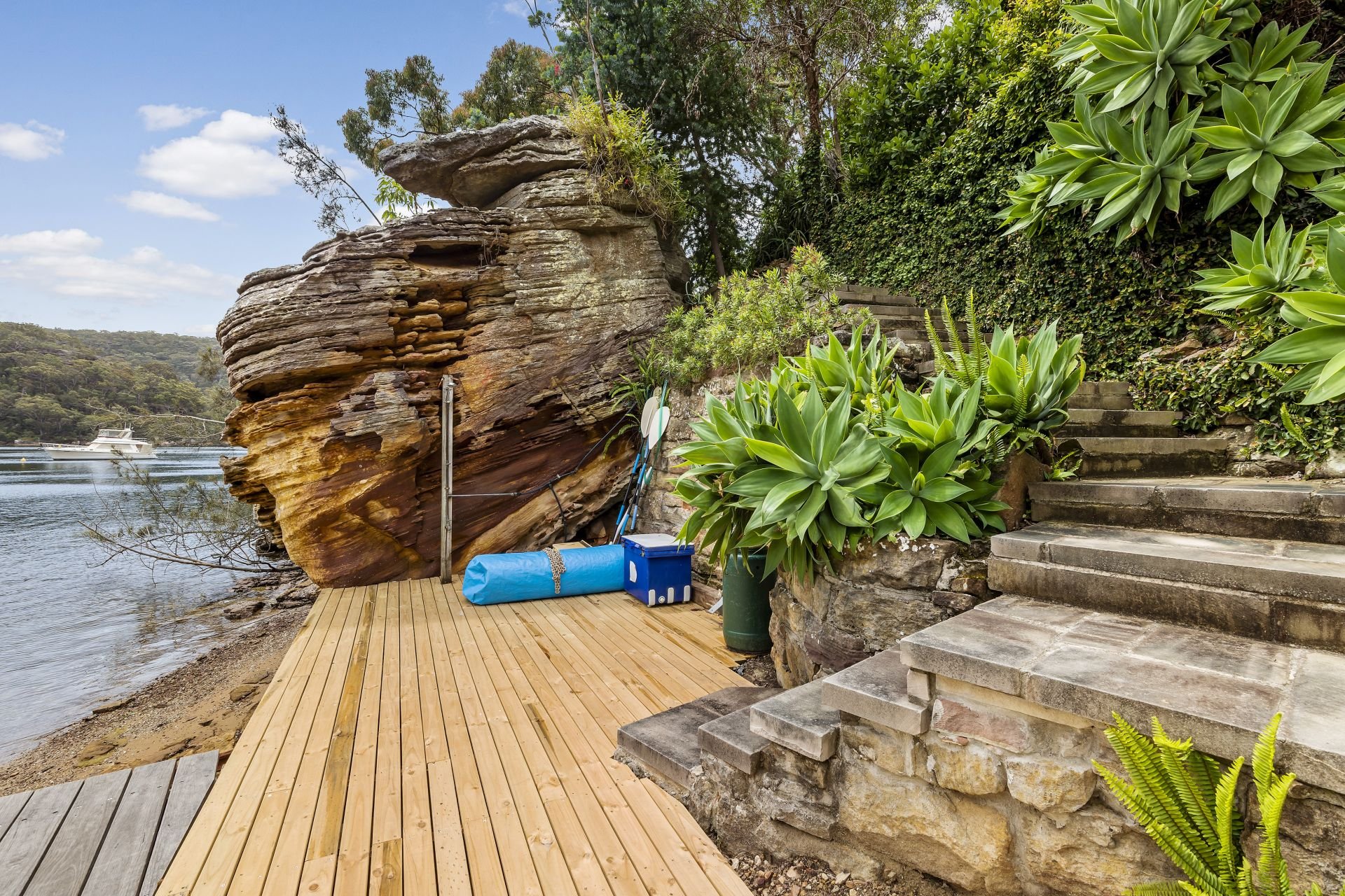 Real Estate For Sale 60 Cowan Drive Cottage Point , NSW