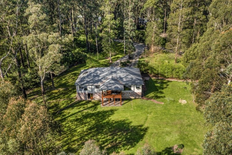 Real Estate For Sale 22 Cobham Road Kinglake , VIC