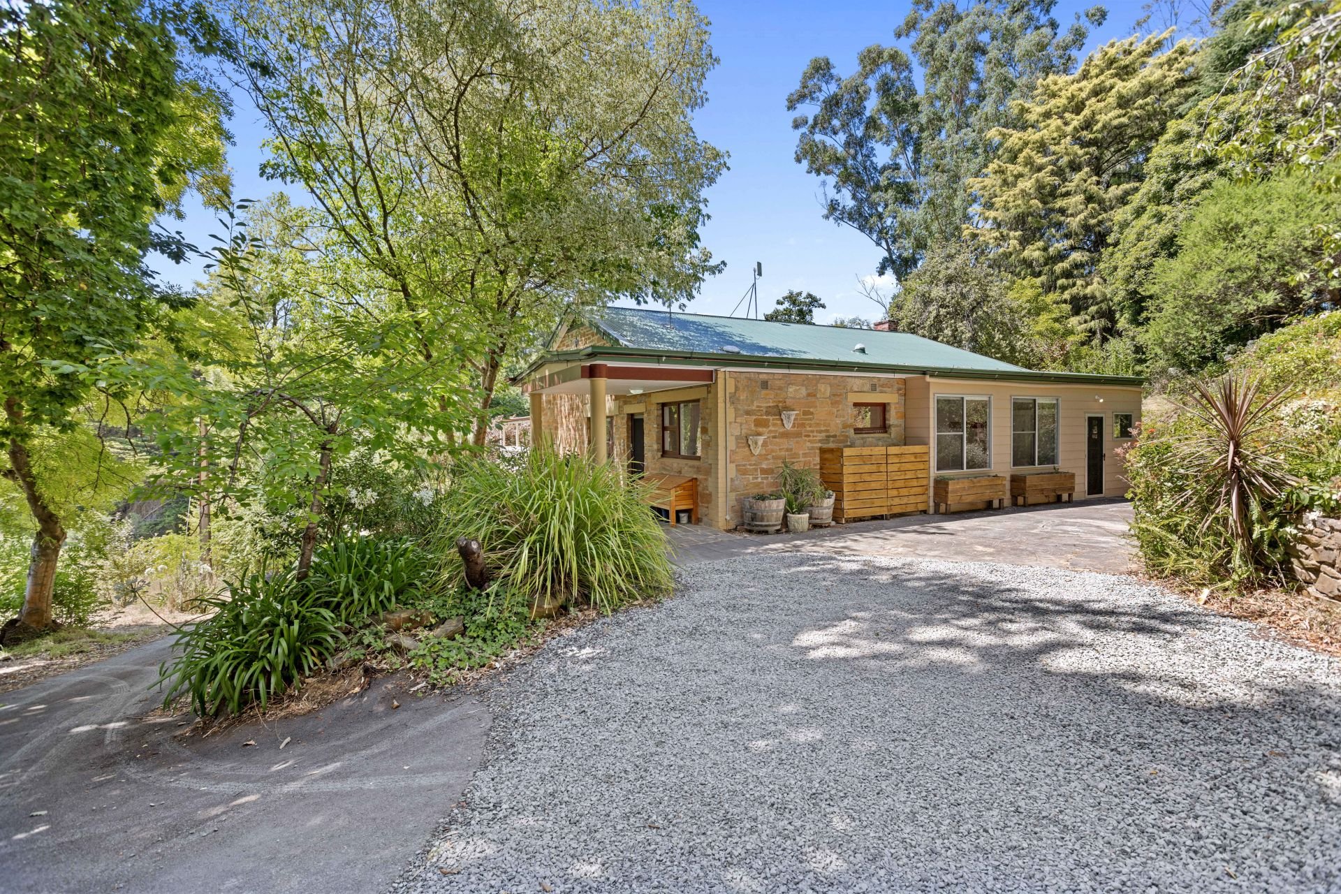 29 Edwards Hill Road, Lenswood Adcock Real Estate