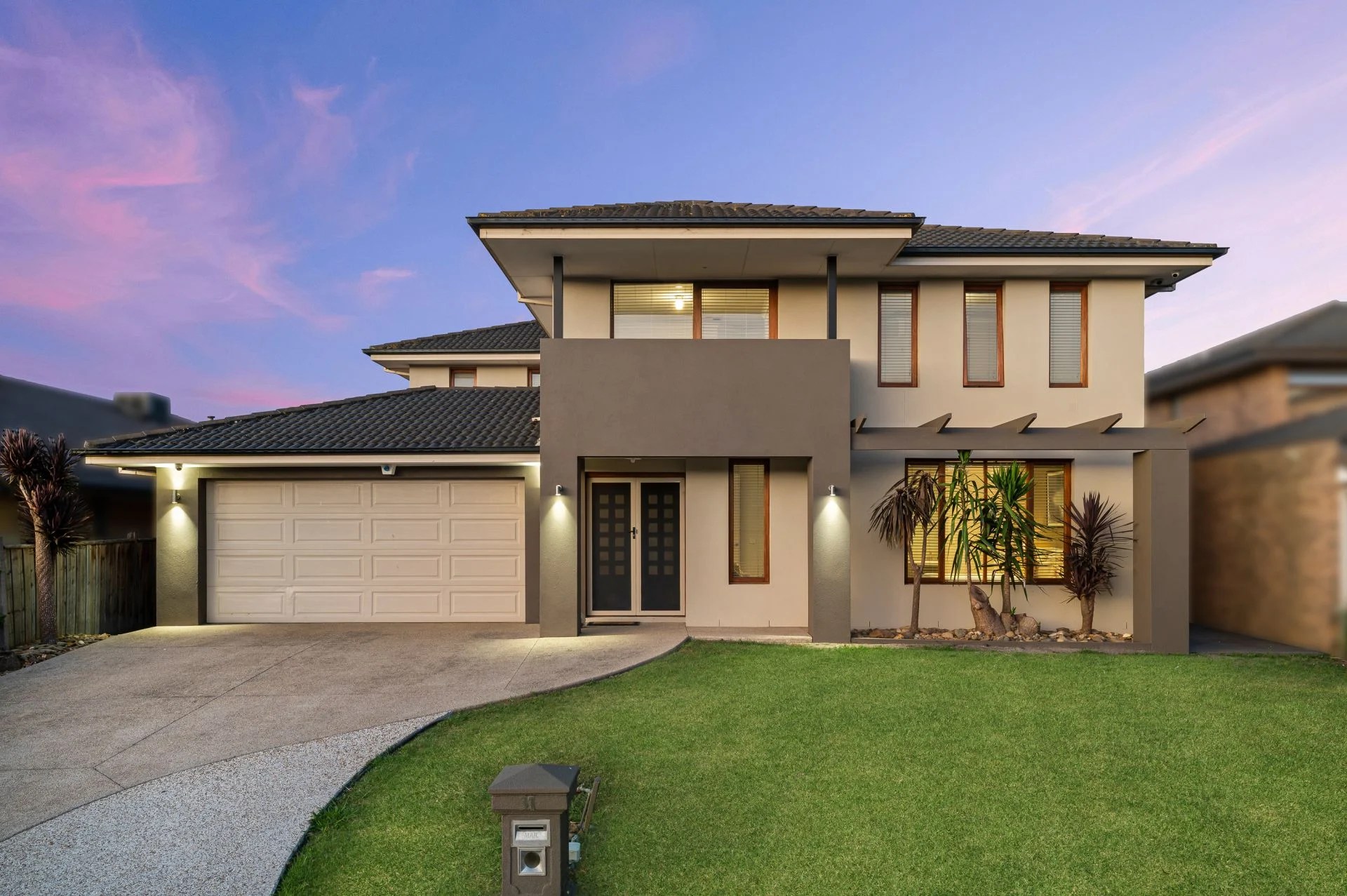 31 Lakeside Drive, Sandhurst OBrien Real Estate