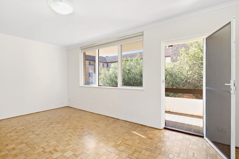 Real Estate For Lease 2/34 Seabeach Avenue Mona Vale , NSW