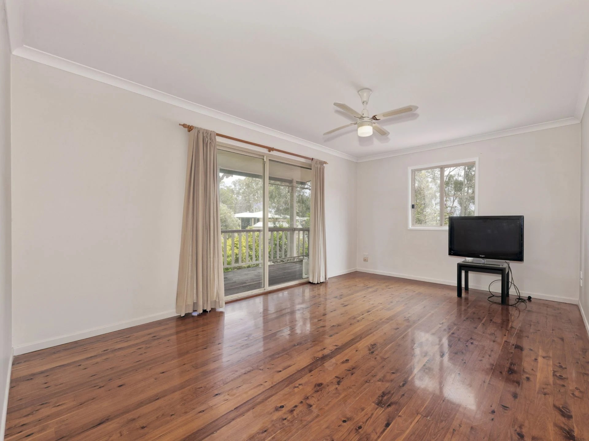 10 Premier Terrace, SOUTH BINGERA Four Walls Realty