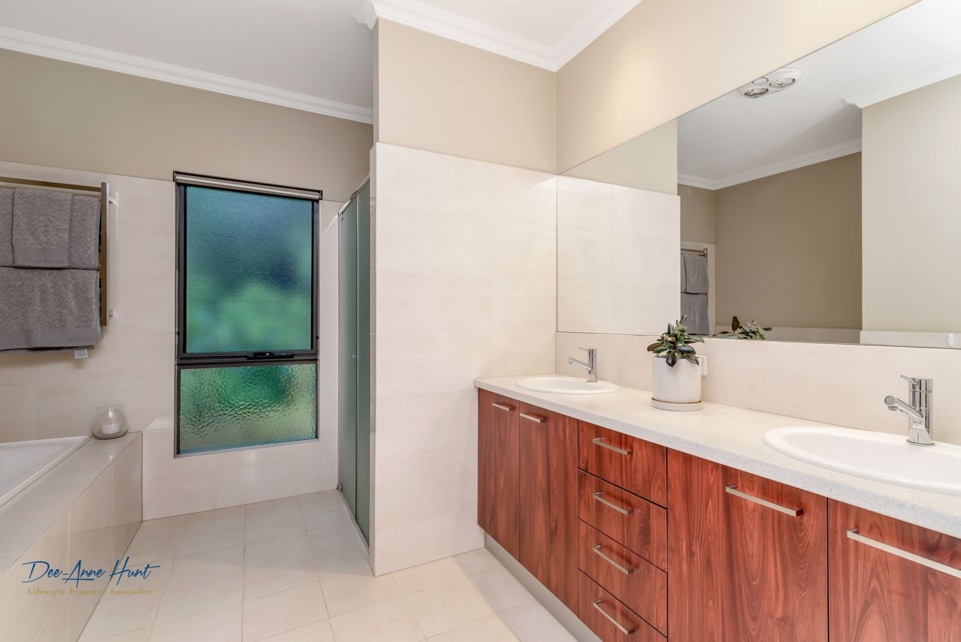 57 Sheoak Road, Crafers West Williams Real Estate