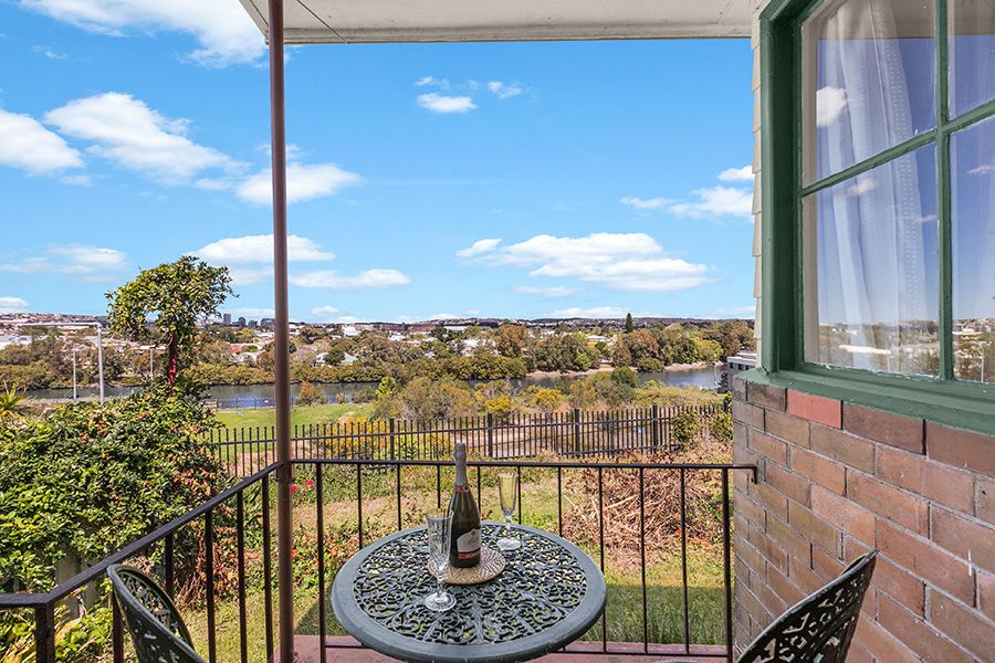 Real Estate For Sale 95 Henry Street Tighes Hill , NSW
