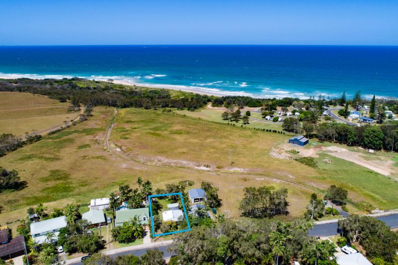 Real Estate For Sale 111 Pacific St Corindi Beach , NSW