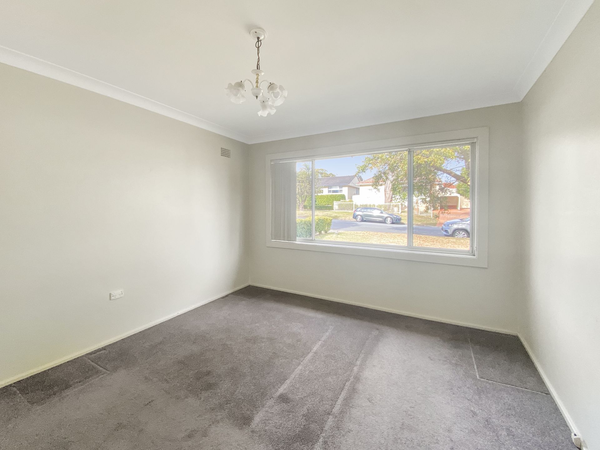 Real Estate For Lease 17 Numantia Road Engadine , NSW