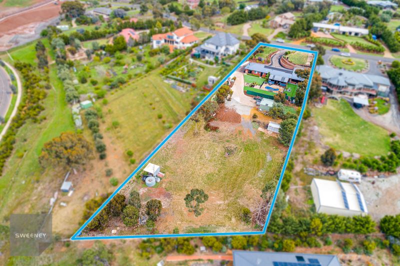 11 Ramsay Crescent, Darley Sweeney Estate Agents