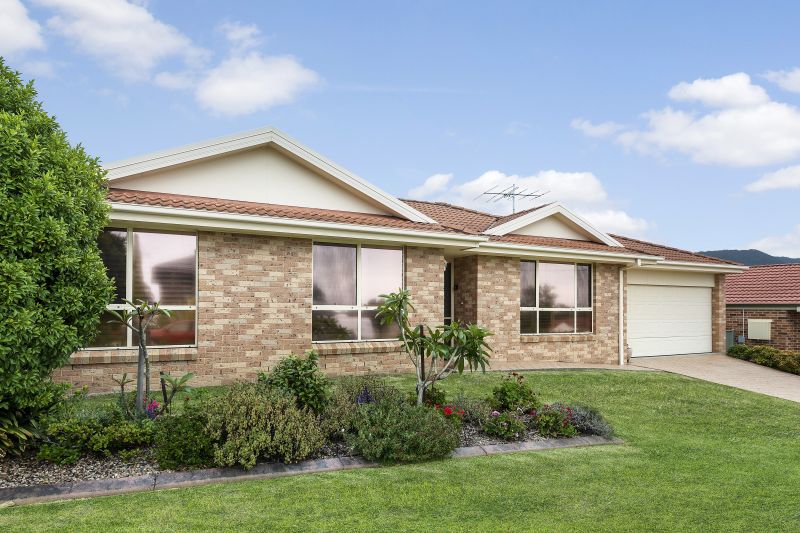 Real Estate For Sale 4 Whiting Crescent Corrimal , NSW