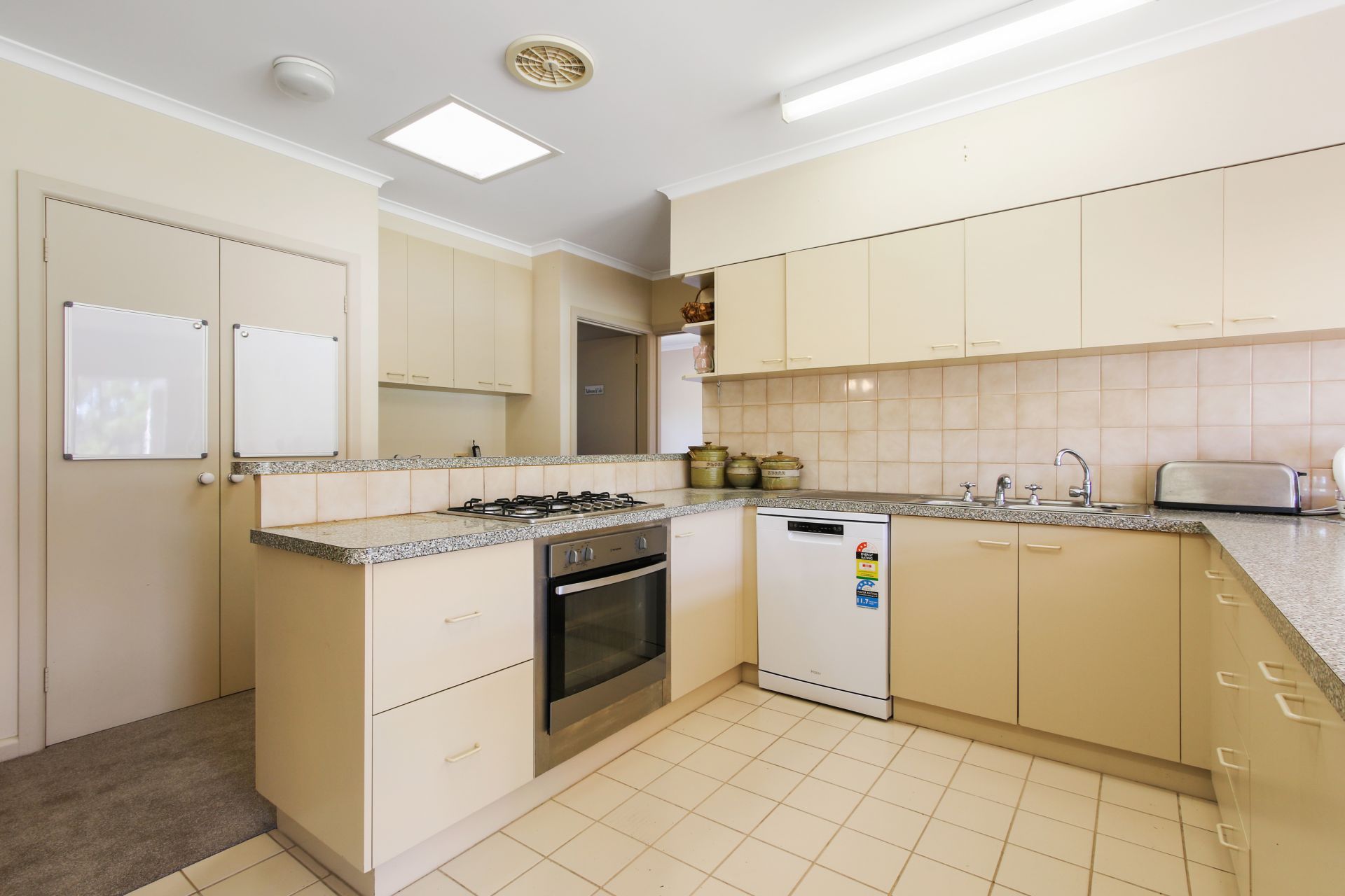 8 Colony Club Drive, Newlands Arm OBrien Real Estate