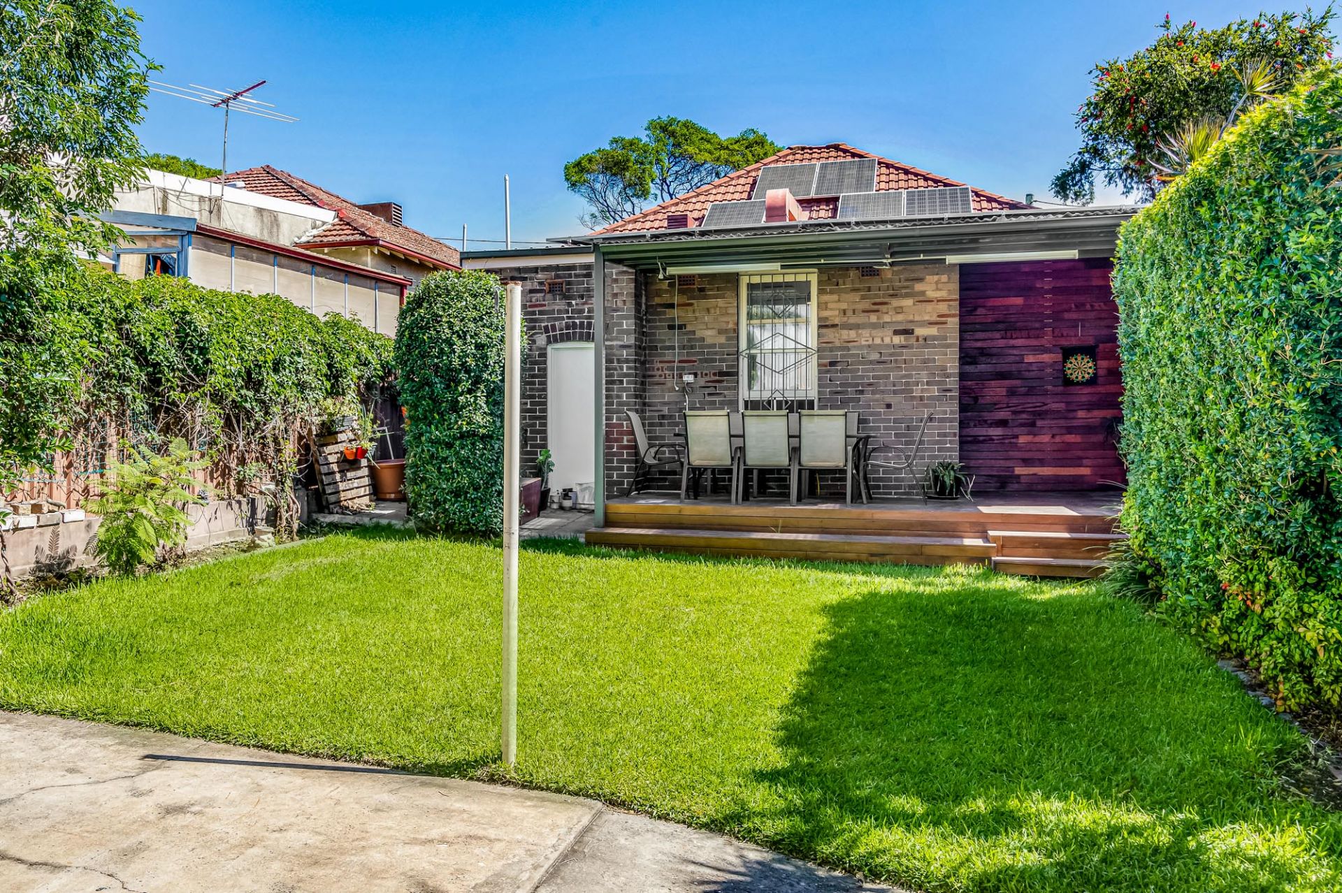 Sold property Sold Price for 43 Yelverton Street Sydenham NSW 2044