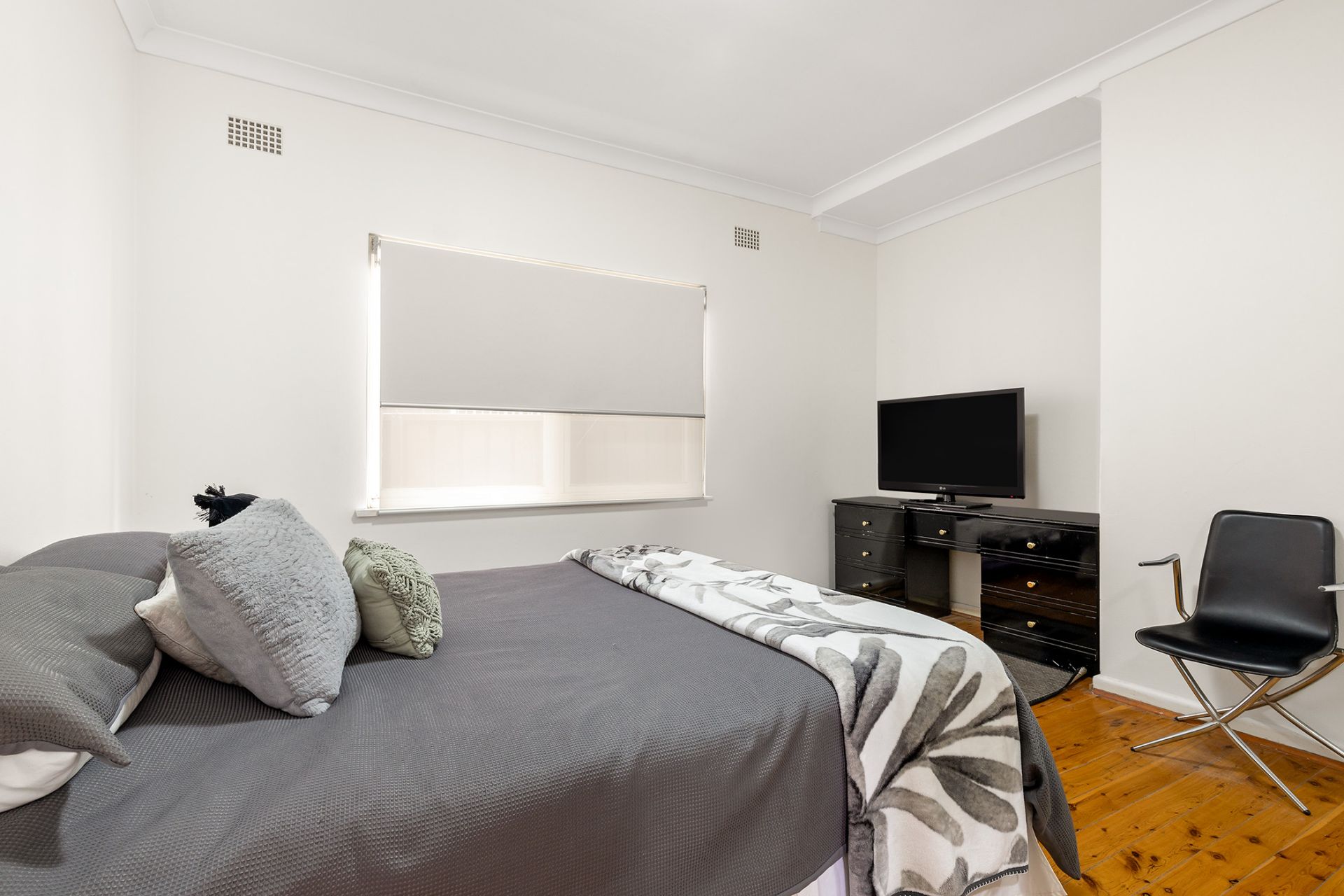 Real Estate For Sale 19 Firmstone Gardens Arncliffe , NSW