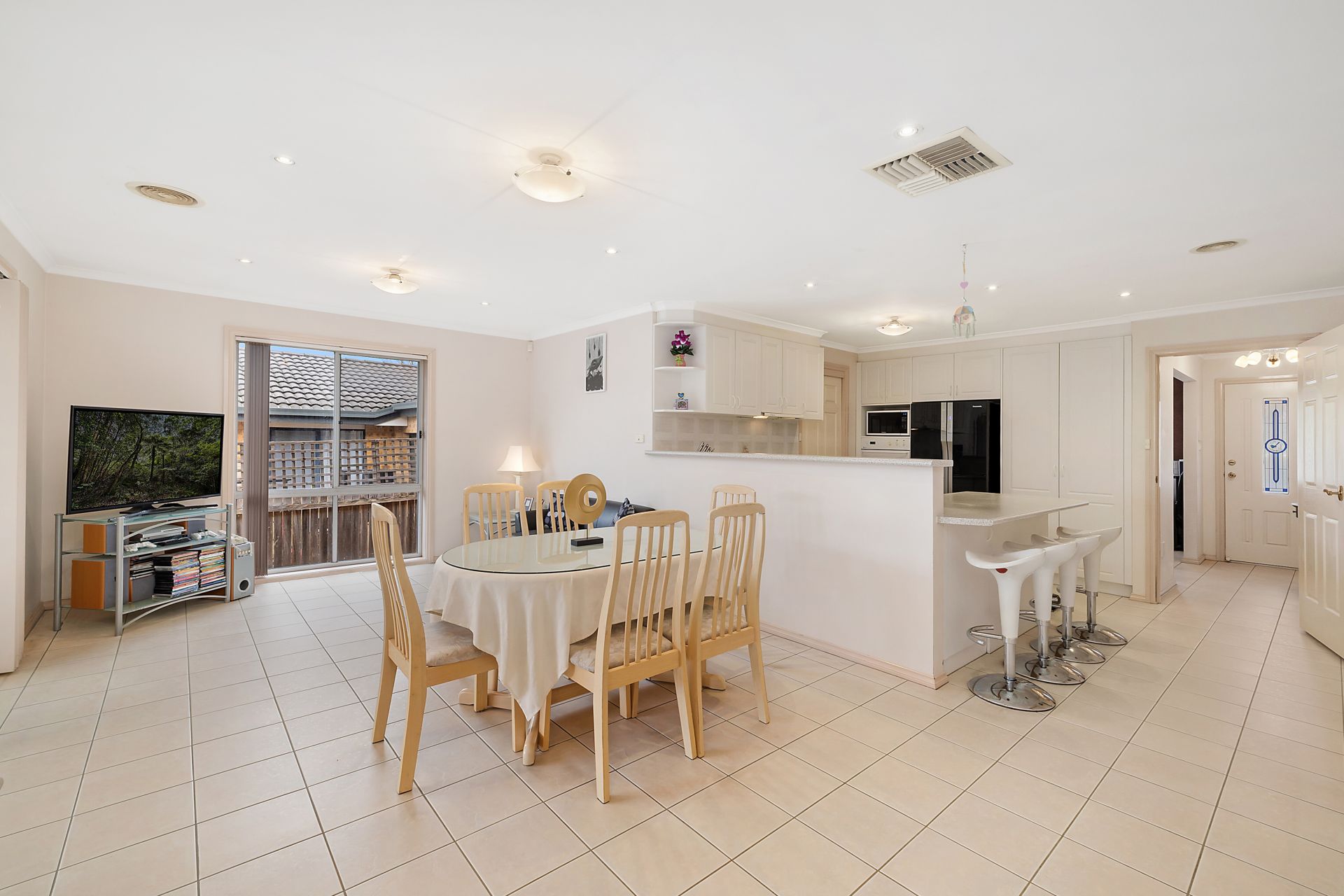 Real Estate For Sale 111 Katherine Avenue Amaroo , ACT