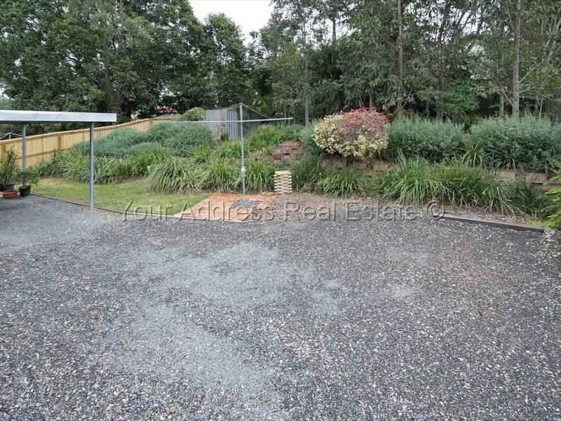 Real Estate For Sale 13 Ponderosa Street Hillcrest , QLD