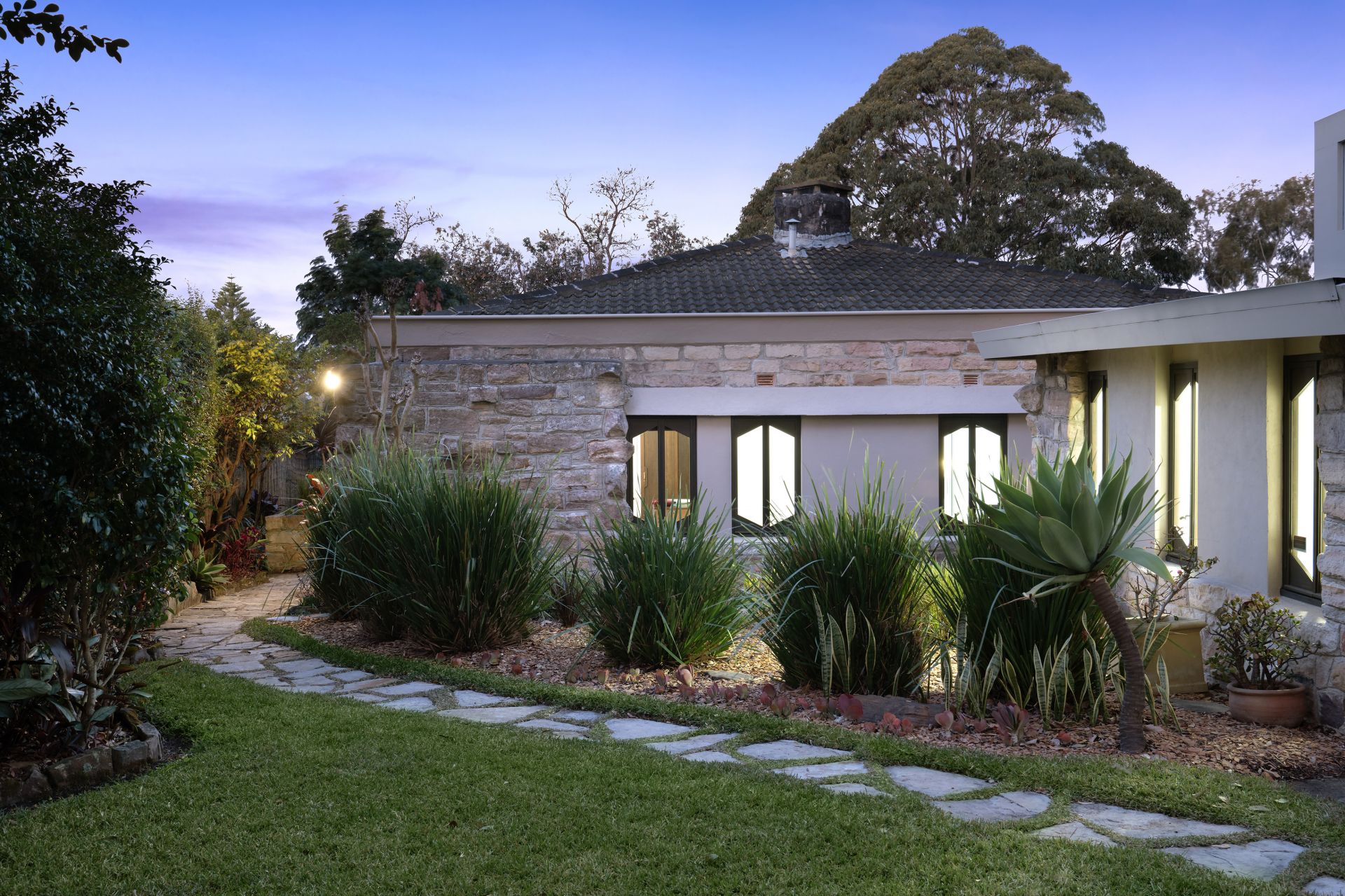 Real Estate For Sale 4 The Parapet Castlecrag , NSW