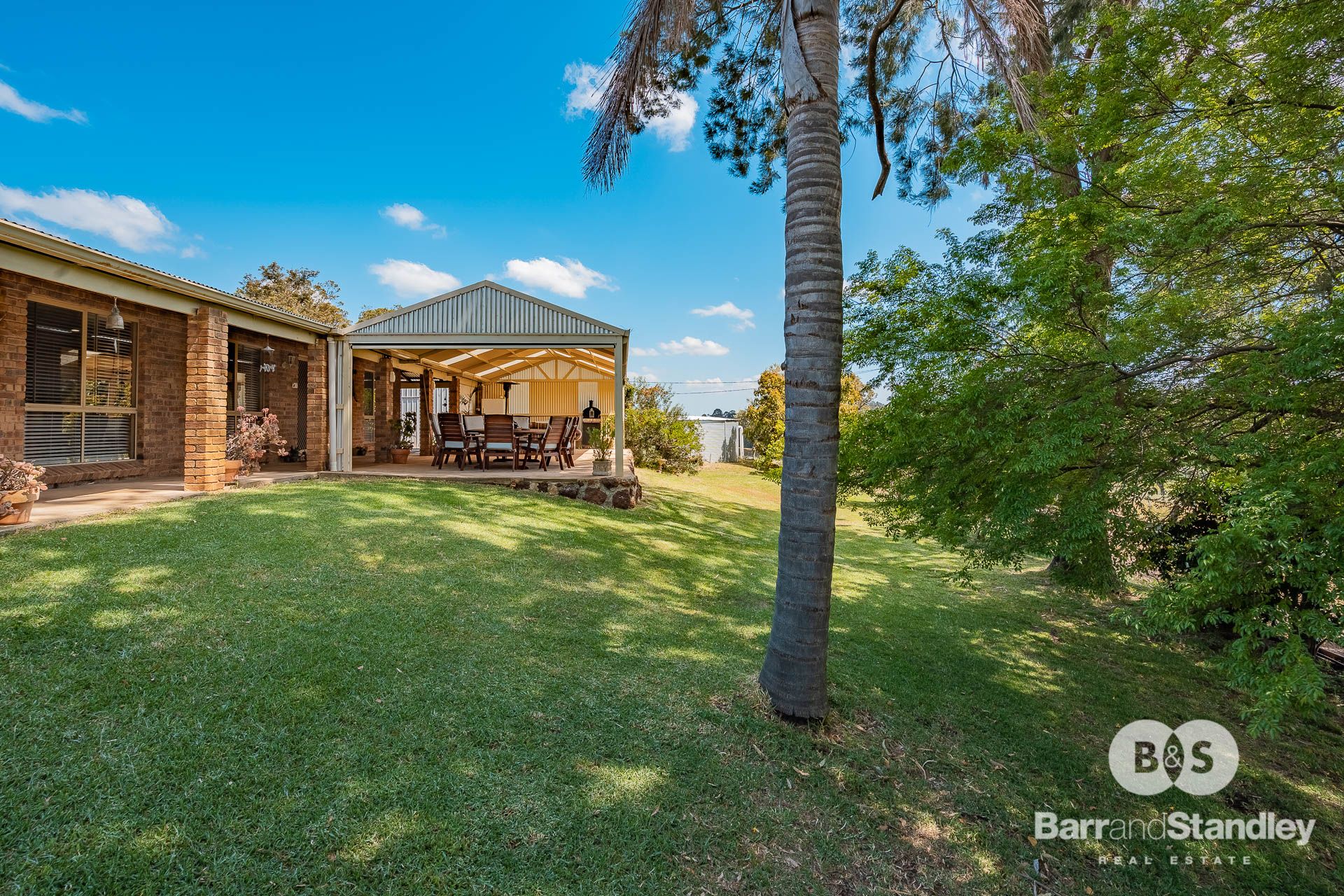 2141 Goodwood Road Paynedale , WA