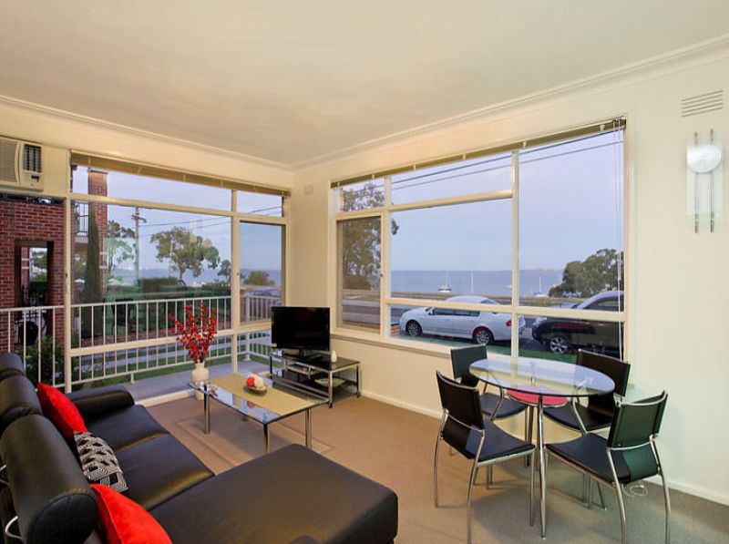 1/17A The Esplanade, Geelong Maxwell Collins Real Estate