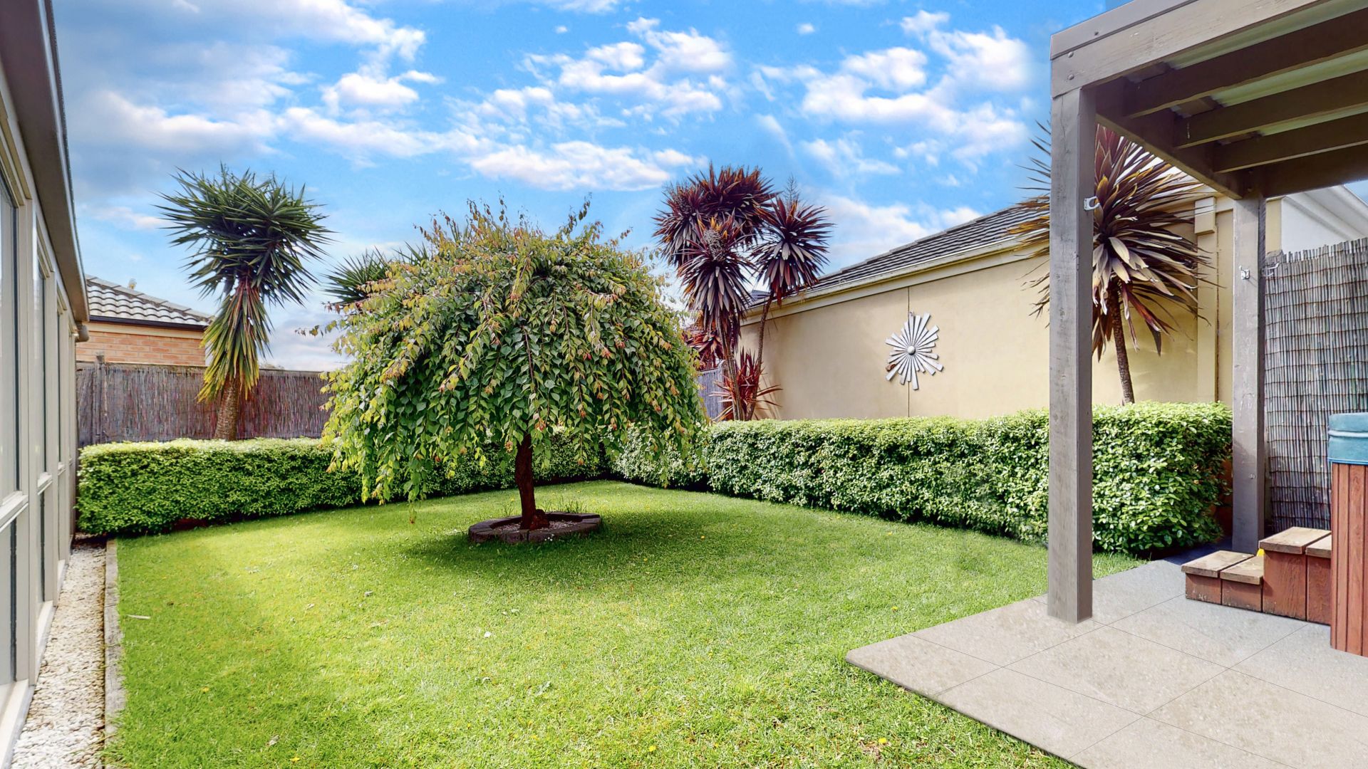 112 Hutchinson Drive, Lynbrook OBrien Real Estate