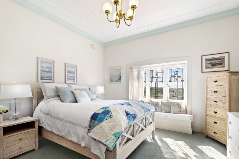 Real Estate For Sale 11 Hilltop Crescent Fairlight , NSW