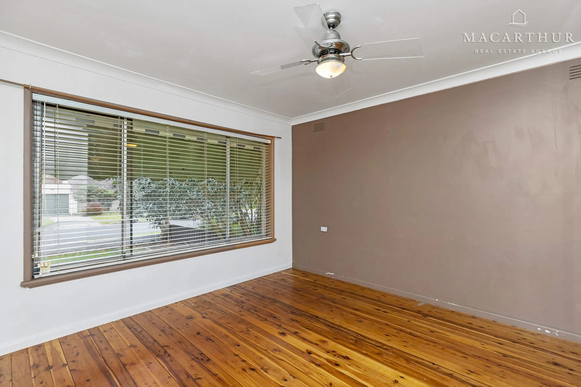 7 Martin Street, Tolland Macarthur Real Estate Agency