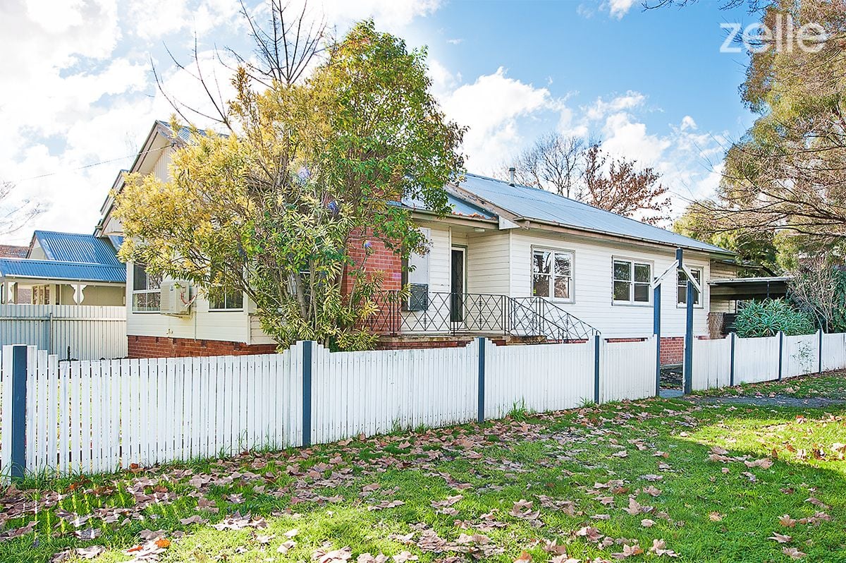 Real Estate For Sale 382 Olive Street Albury , NSW