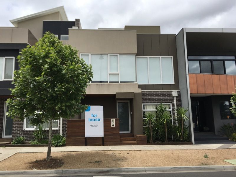 162 The Esplanade, Caroline Springs Sweeney Estate Agents