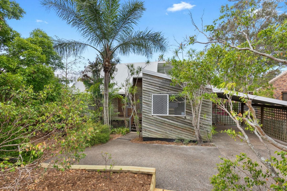 Real Estate For Sale 810 Cavendish Road Holland Park , QLD