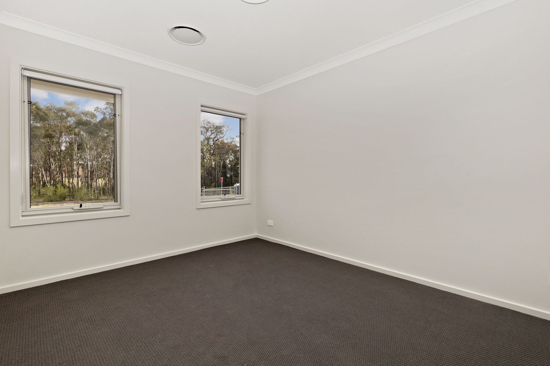 Real Estate For Lease 3 Rigby Drive North Rothbury , NSW