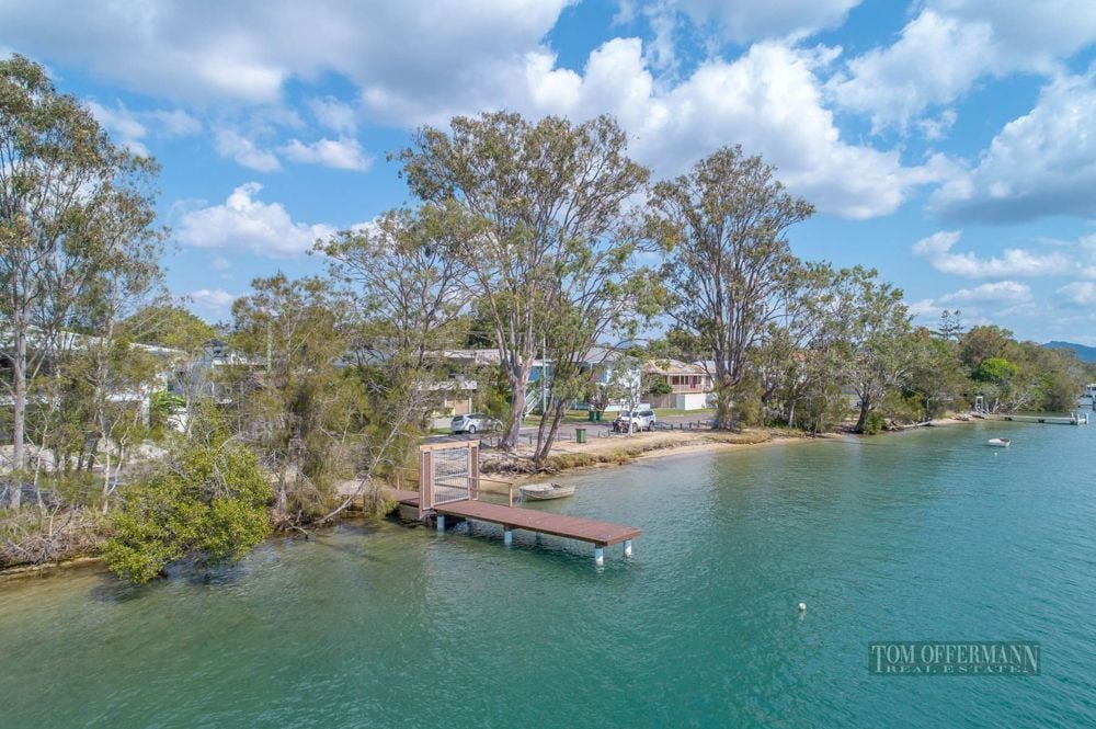 Real Estate For Sale Jetty 5 Hilton Esplanade Tewantin , QLD