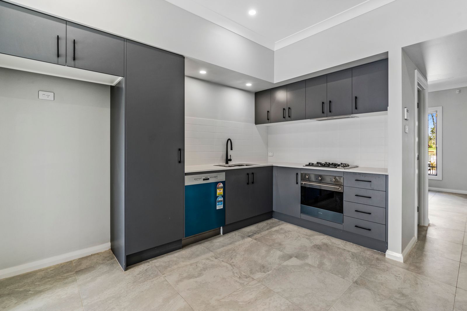 Real Estate For Lease 111 Thompson Road Oran Park , NSW