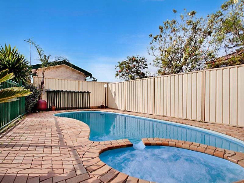 Real Estate For Sale 2 Bogan Place Ruse , NSW