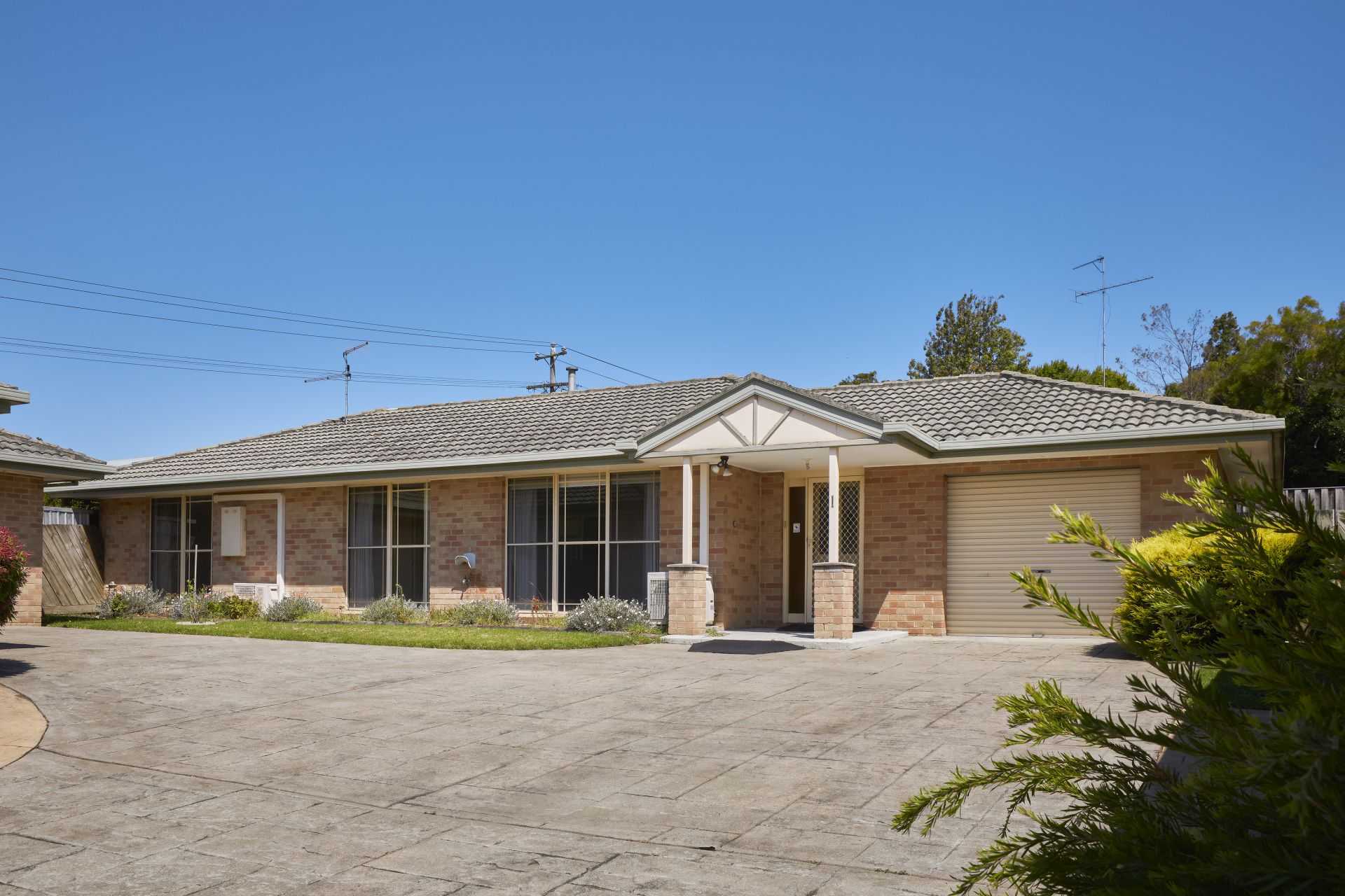 1/25a South Street, Moe OBrien Real Estate