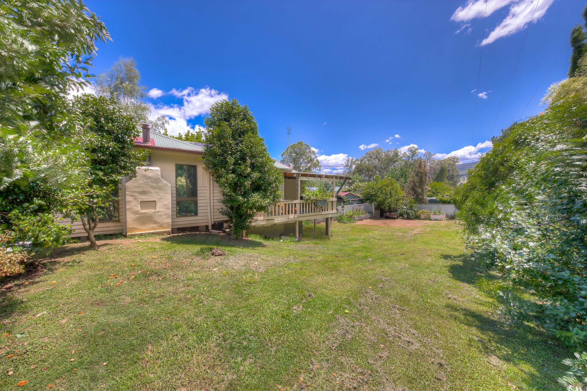 7085A Great Alpine Road, Porepunkah Dickens Real Estate
