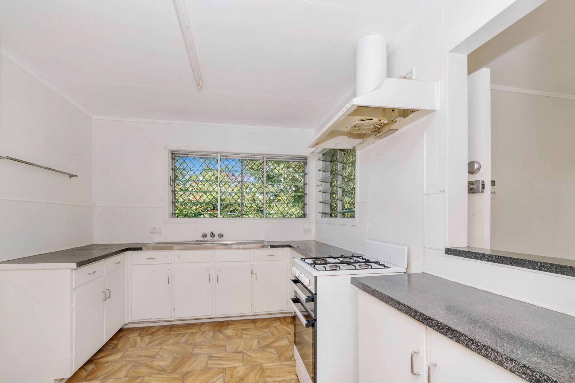 9 Dimmock Street, Heatley Harcourts Kingsberry Townsville