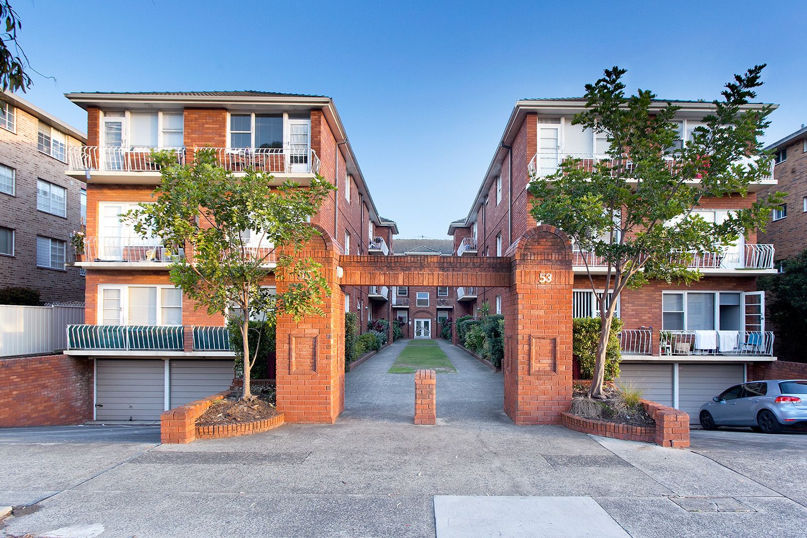 Real Estate For Lease 25/5355 Banks Street Monterey , NSW