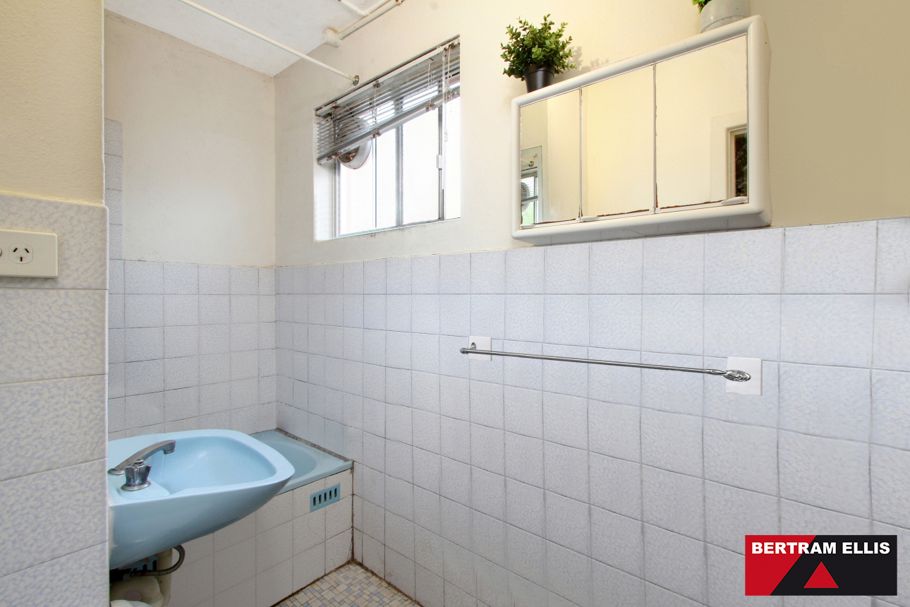 Real Estate For Sale 2/62 Knox Street Watson , ACT