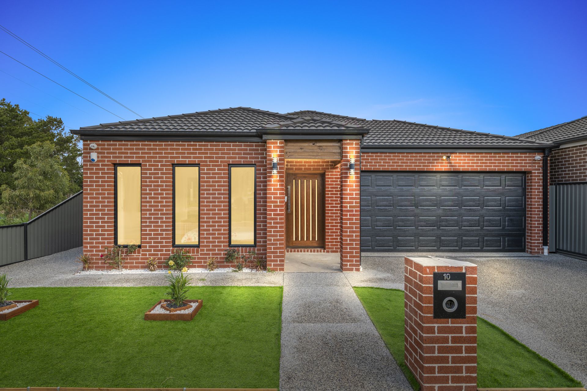 Real Estate For Sale 10 Greyfriars Lane Wollert , VIC