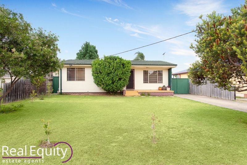 Real Estate For Sale 8 Tarakan Street Holsworthy , NSW