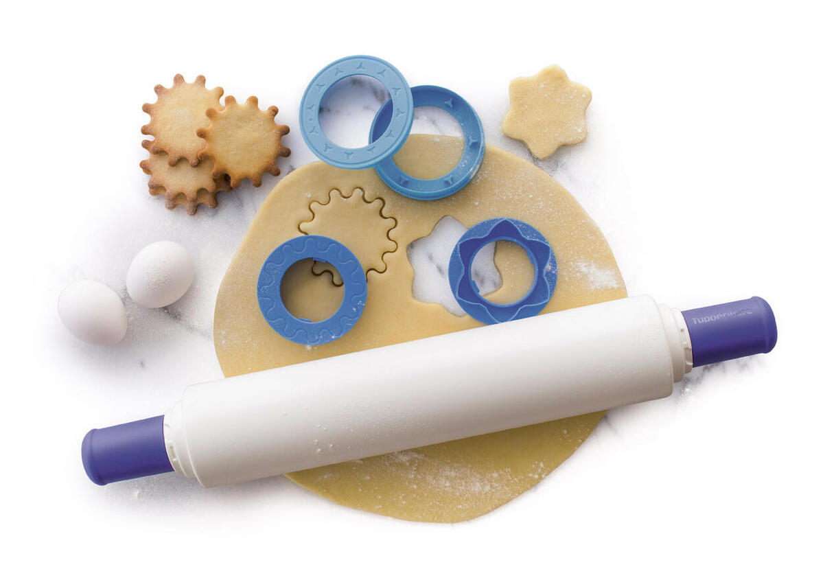 How To Use A Tupperware Rolling Pin Ambrosia Baking