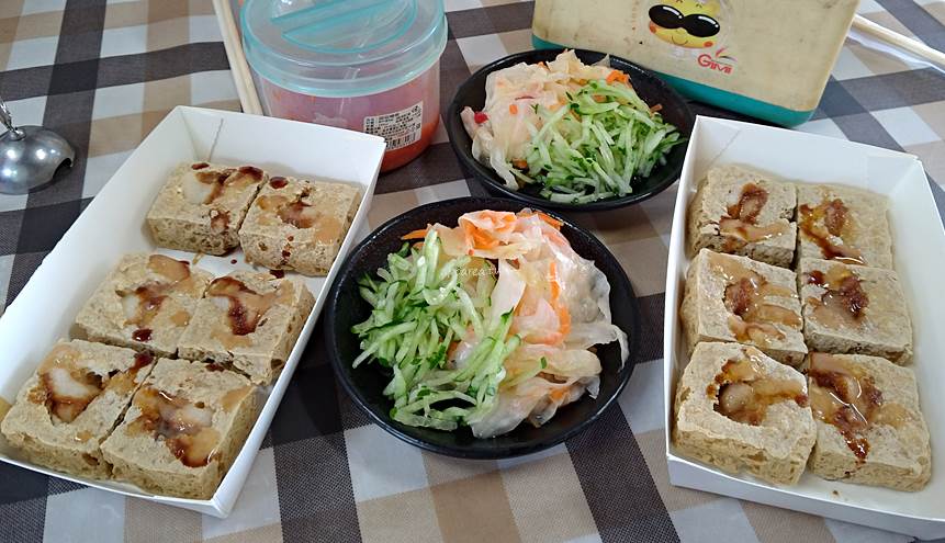 宏興臭豆腐｜崇德路承德路交界口，潭雅神綠園道旁的酥香臭豆腐