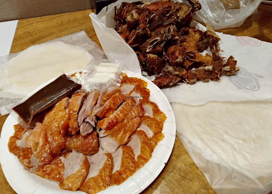 雲林福記黃金烤鴨莊。一鴨三吃肉鮮多汁超香涮嘴鹽酥鴨，中和美食，新北烤鴨