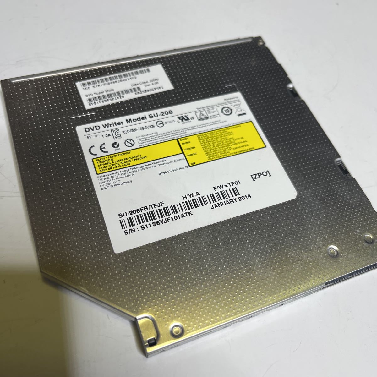 【目立った傷や汚れなし】t24.17 内蔵 DVDスーパーマルチドライブ スリムタイプ DVD Writer Model SU208 再生