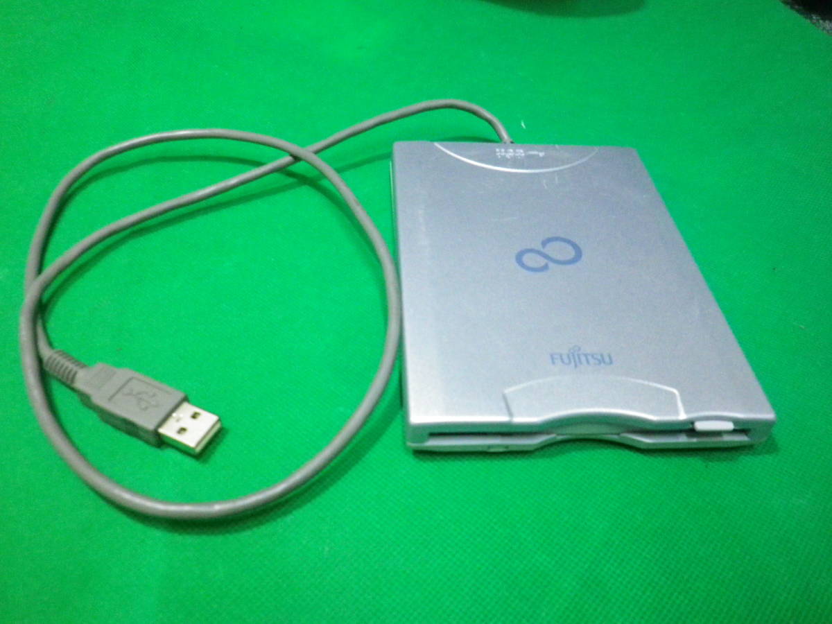 【目立った傷や汚れなし】Windows10動作確認済み FUJITSU FMV FMFD51S 外付けUSBフロッピーディスクドライブ