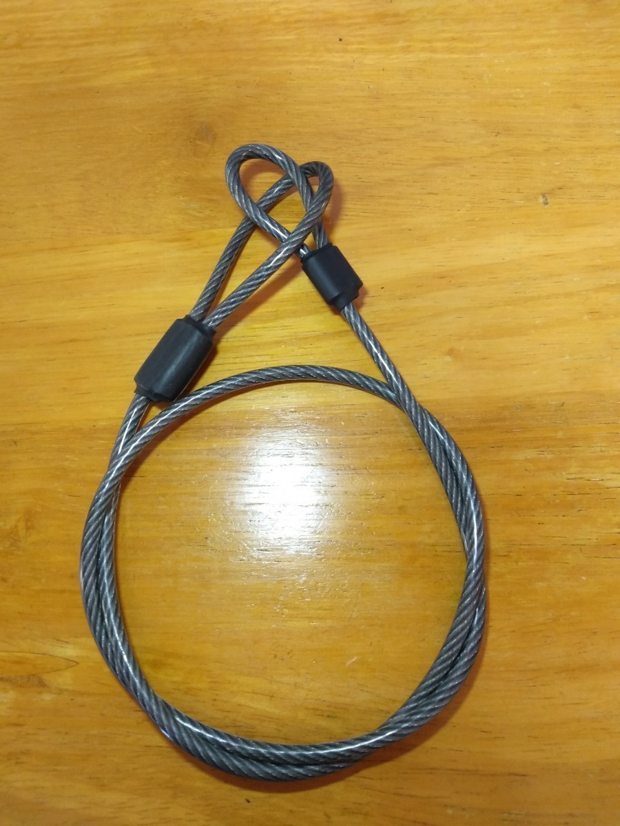 【やや傷や汚れあり】盗難防止ワイヤー1本 約75cm ヘルメット・ツーリングバッグ・スーツケースなど ワイヤー径4mm DIYにも!の落札情報